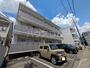 瓢箪山駅より徒歩18分 3階 築33年10ヶ月の賃貸物件