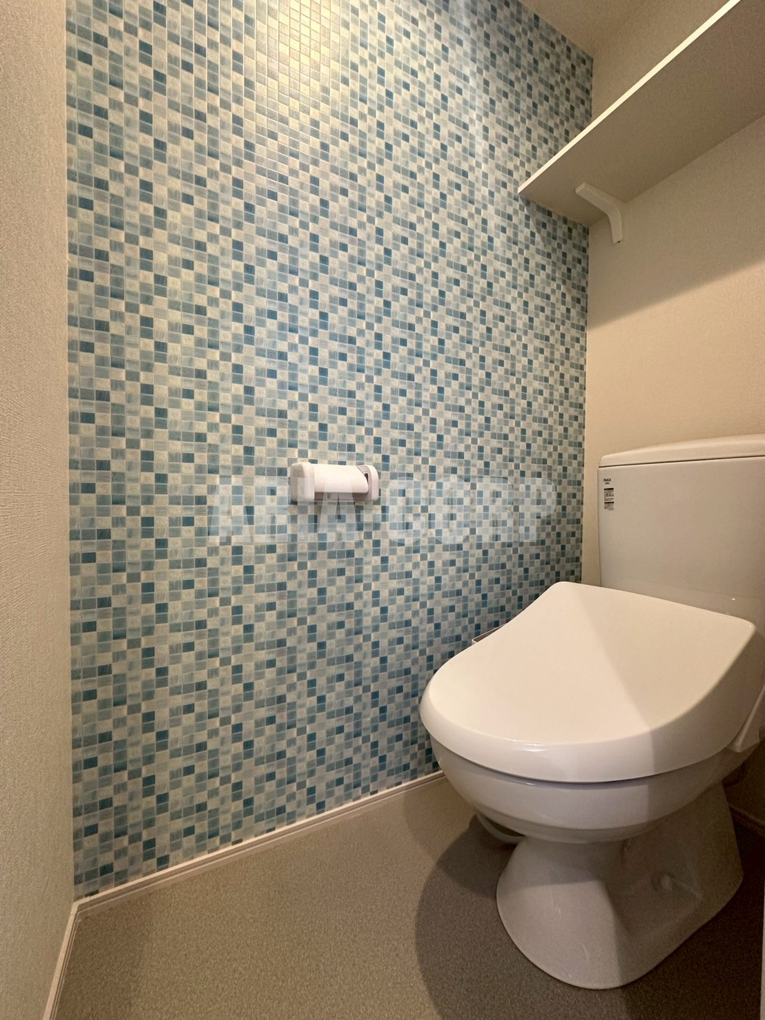 トイレ　温水洗浄便座付きのお手洗い！