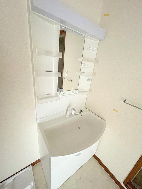 洗面設備　洗髪洗面化粧台