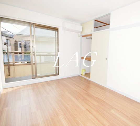 居室・リビング　洋室のお部屋です。