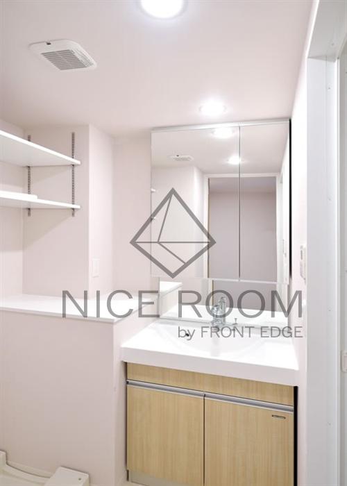 洗面設備　アーバネックス谷町II　独立洗面台