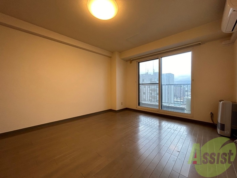 居室・リビング　コンパクトに暮らせるワンルームのお部屋です！