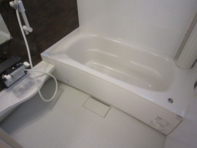 バス・シャワールーム　★自慢の一坪追い焚きバス★