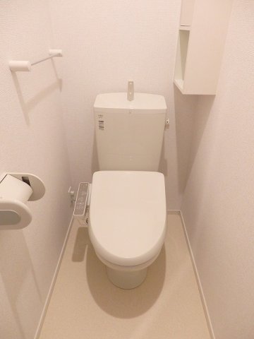 トイレ　シンプルで使いやすいトイレです