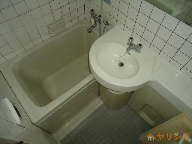 バス・シャワールーム　バス