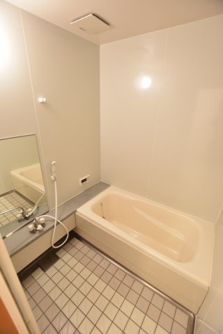 バス・シャワールーム　別号室の画像です。ご参考下さい