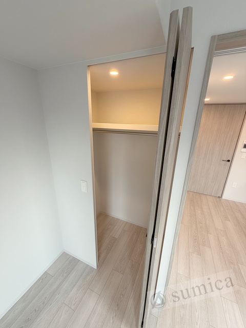 収納　たっぷりと収納できるウォークインクローゼット♪♪