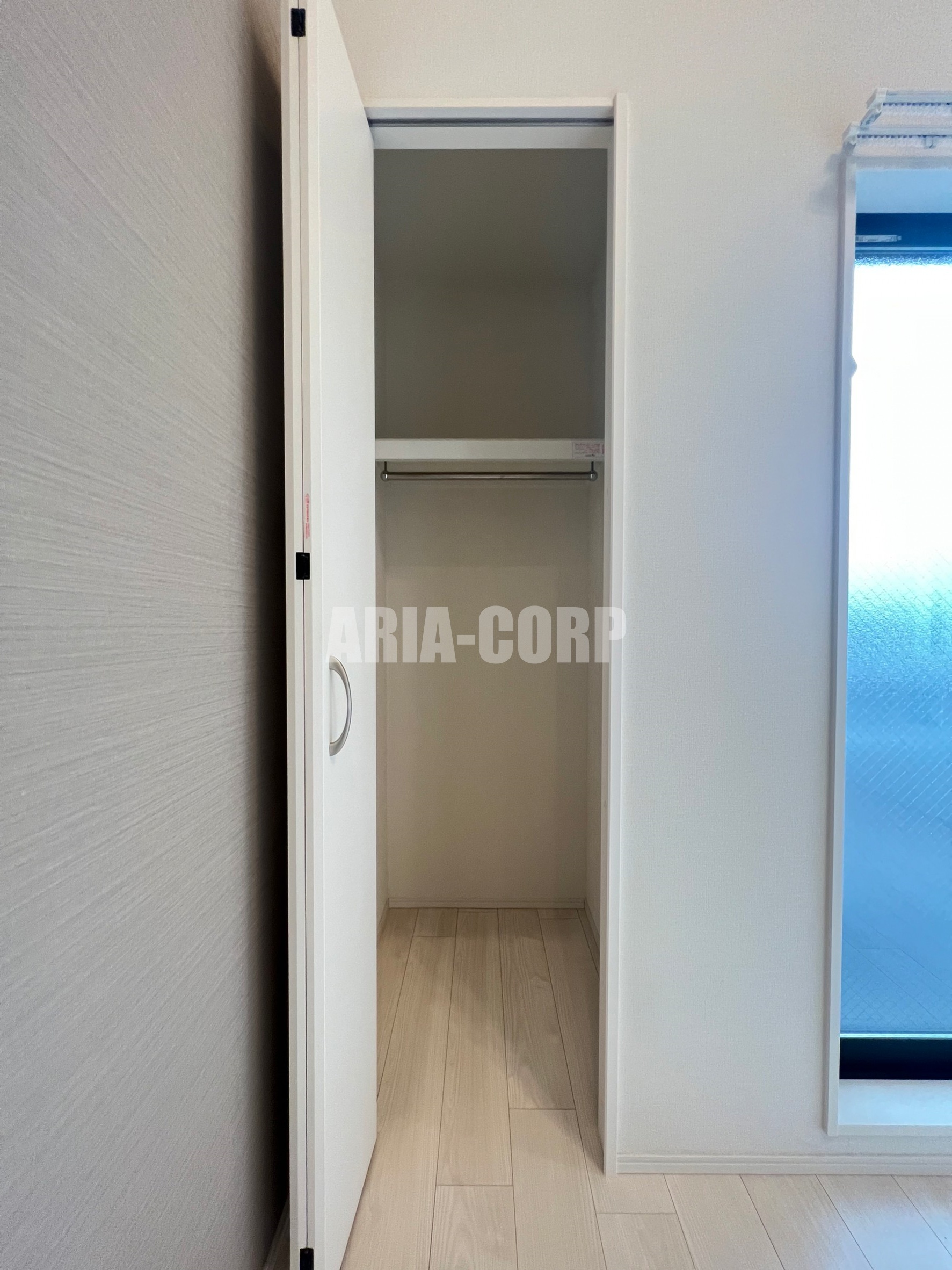 収納　クローゼット完備。便利な棚付きです！