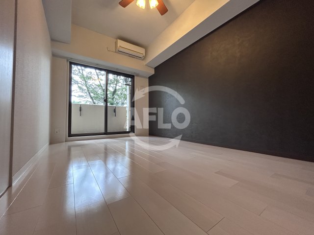 居室・リビング　Luxe新大阪SOUTH　リビング