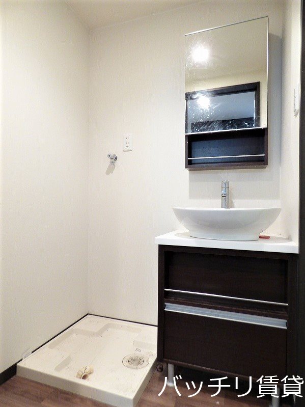 洗面設備　画像は同シリーズ参考画像の為、現況を優先いたします。