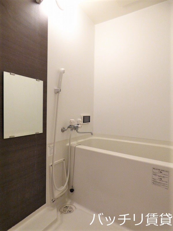 バス・シャワールーム　画像は同シリーズ参考画像の為、現況を優先いたします。