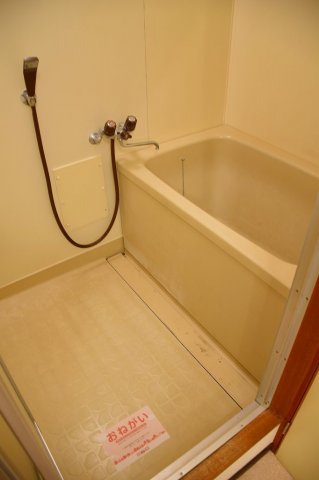 バス・シャワールーム　きれいなお風呂です