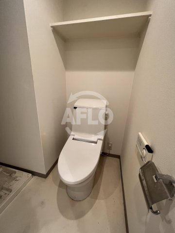 トイレ　ルクレ立売堀　温水洗浄便座