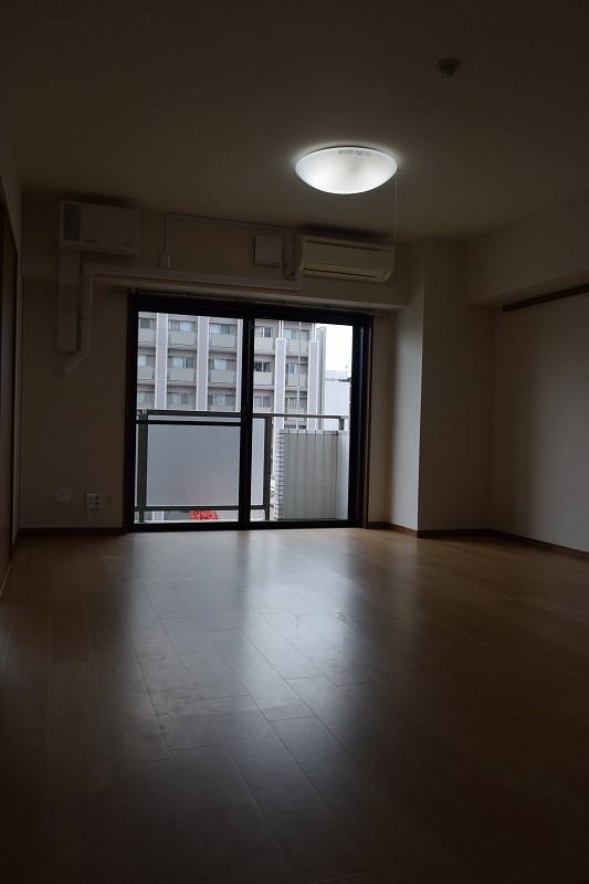 居室・リビング　別室参照