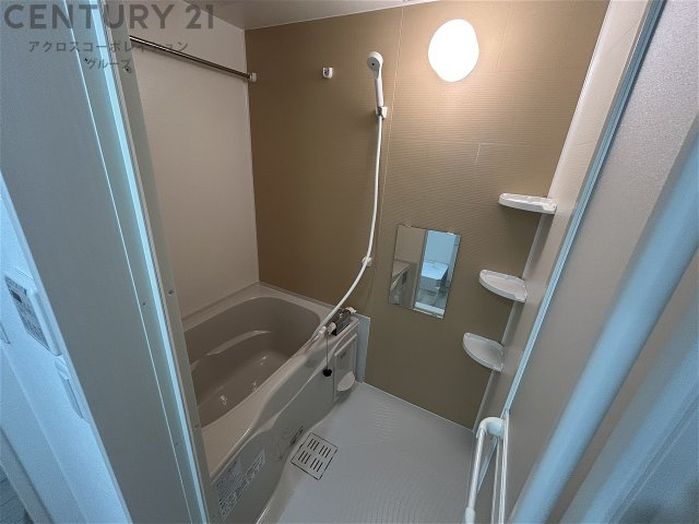 バス・シャワールーム　浴室乾燥付きのバスルーム♪