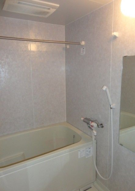 バス・シャワールーム　☆ゆっくりくつろげるお風呂☆