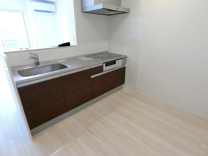 キッチン　キッチン部分・使いやすい、システムカウンターキッチンです♪