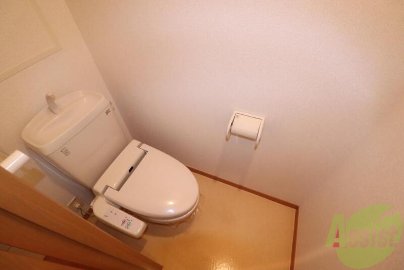 トイレ　ウォシュレットついてます