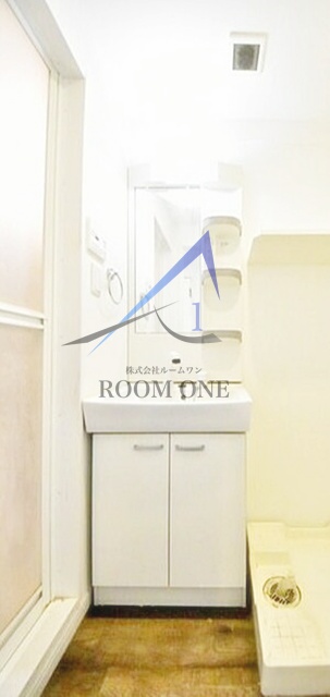 洗面設備　洗面台です。