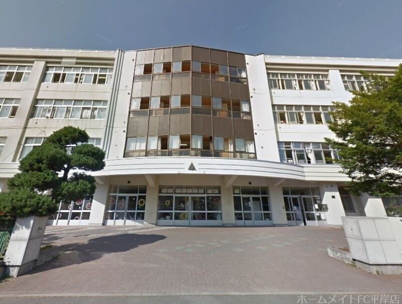 中学校　札幌市立中の島中学校（中学校）まで1240m