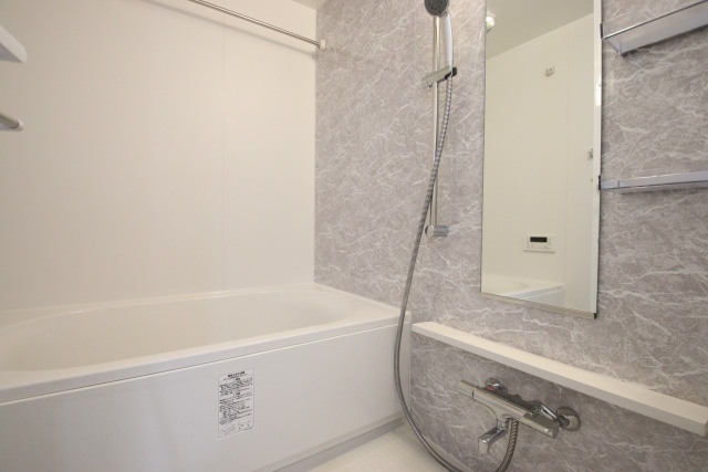 バス・シャワールーム　※別室の参考写真の為、現況優先です。