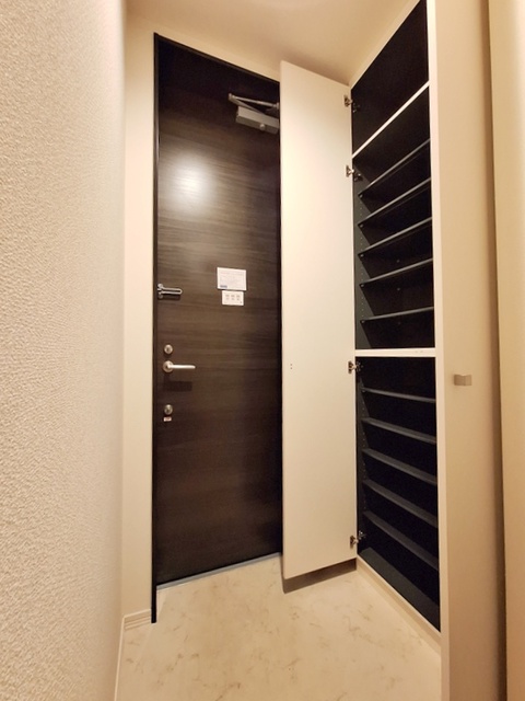 玄関　玄関スペース