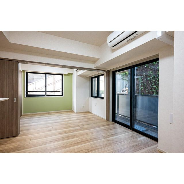 居室・リビング　※全て別号室（１LDK）のお写真です。参考にしてください。