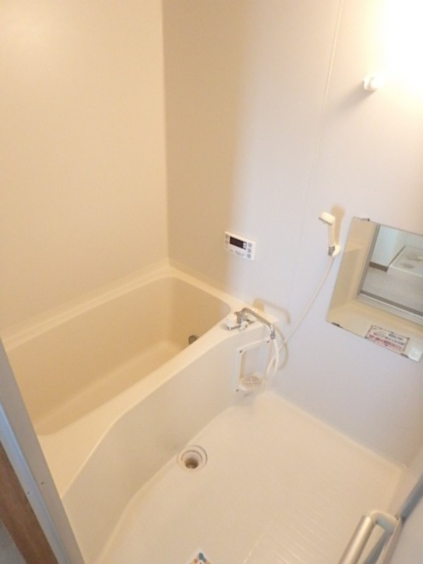 バス・シャワールーム　図面と現状に相違がある場合には現状を優先