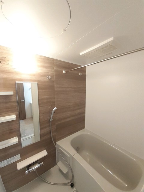 バス・シャワールーム　バス