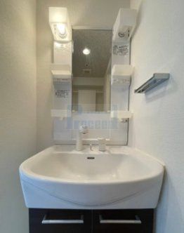 洗面設備　使いやすい独立洗面台☆