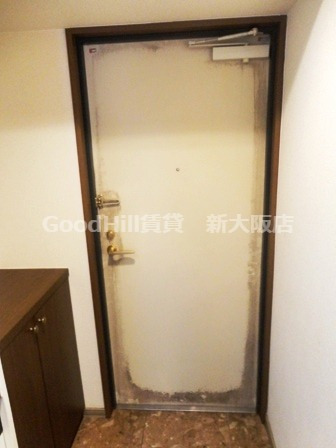 玄関　アスリート新大阪II番館