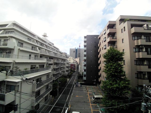 眺望　※現在は駐車場がマンションになっています。