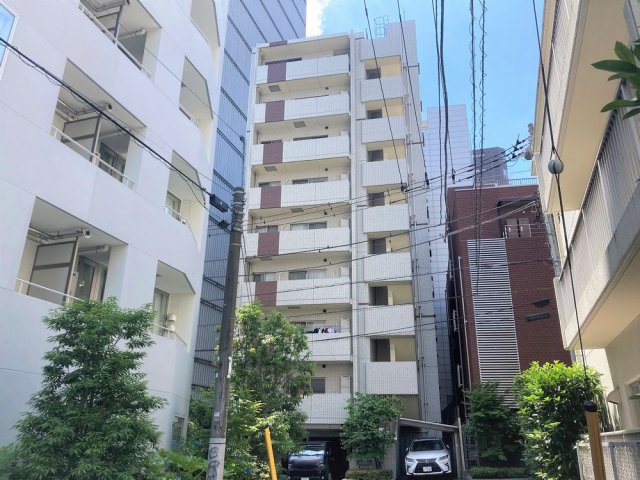 建物外観　緑豊かで閑静な住宅街に立地【グローセインゼル湯島】