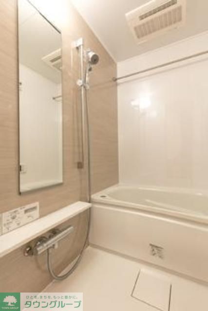 バス・シャワールーム　※写真は同タイプ住戸です。
