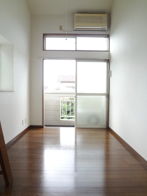 居室・リビング　おしゃれな居間です