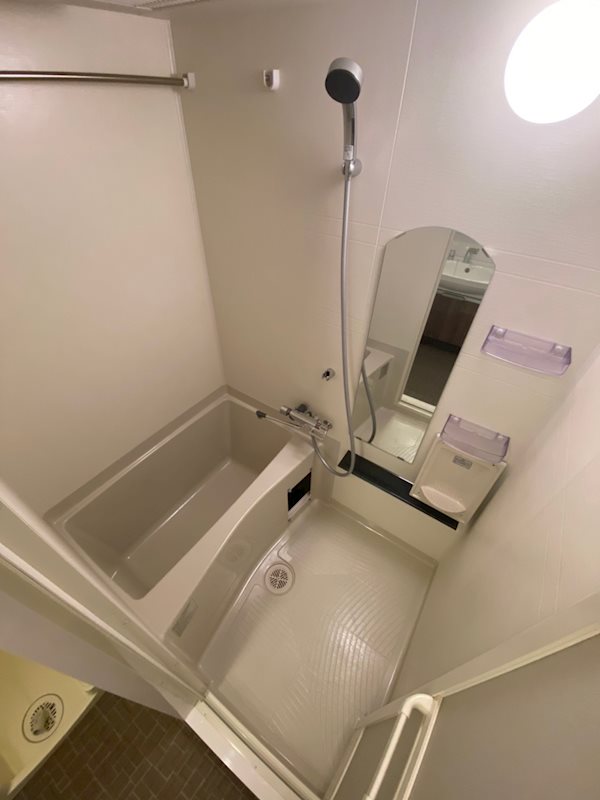 バス・シャワールーム　日々の疲れを癒すお風呂付です