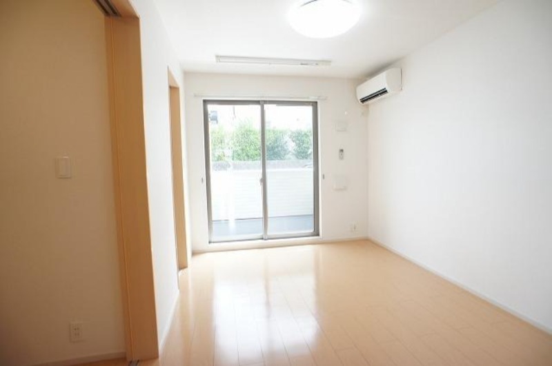 居室・リビング　図面と現状に相違がある場合には現状を優先