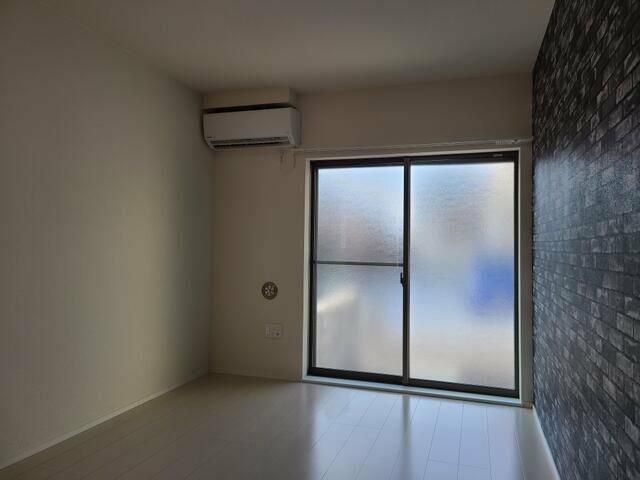 居室・リビング　別号室参考画像