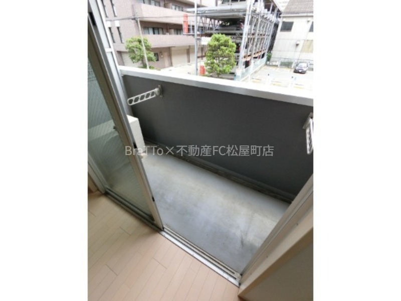 バルコニー　バルコニー