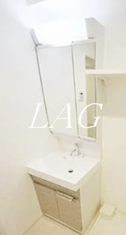 洗面設備　洗面台です。