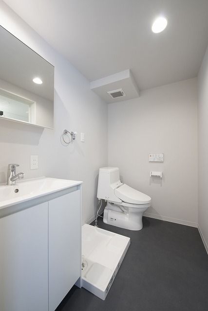 洗面設備　脱衣スペースもあります