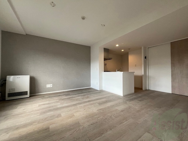 居室・リビング　広くてキレイなお部屋が広がっていて、充実した生活が送れそう。