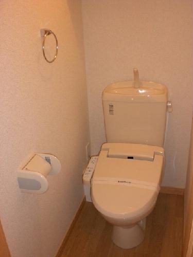 レオパレスエントピアのトイレ写真