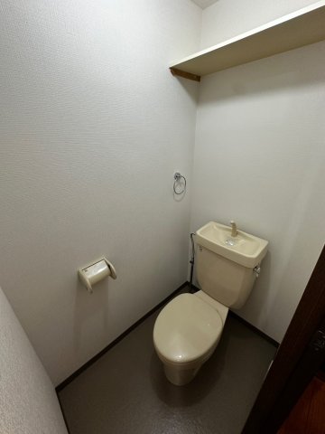 トイレ　別部屋参考