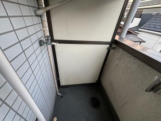 バルコニー　洗濯機置場