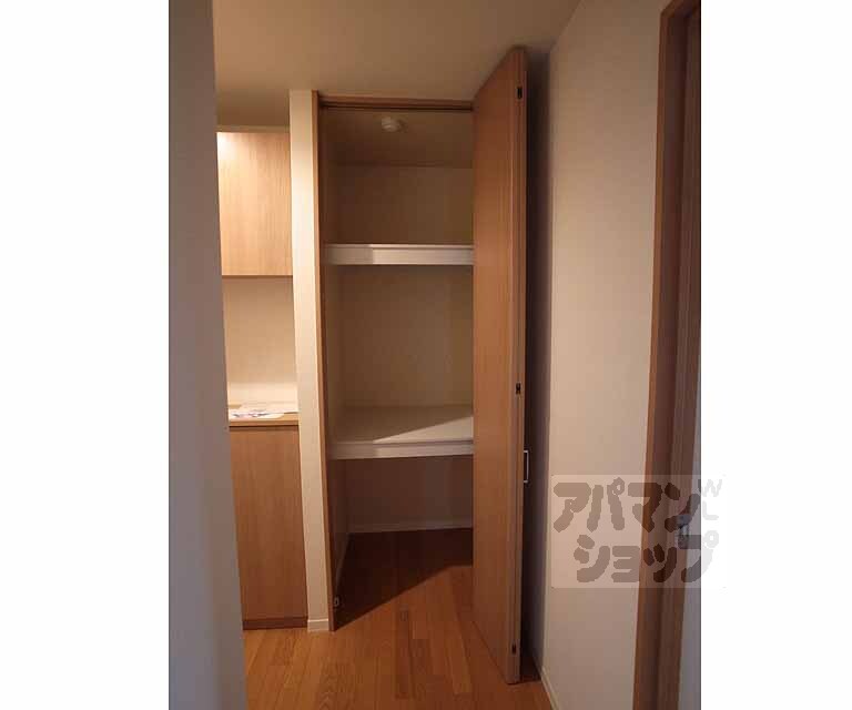 収納　玄関横の収納スペースです！