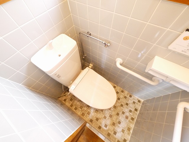 トイレ　シンプルで使いやすいトイレです