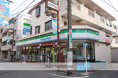 コンビニ　ファミリーマート赤羽平和通り店（コンビニ）まで370m