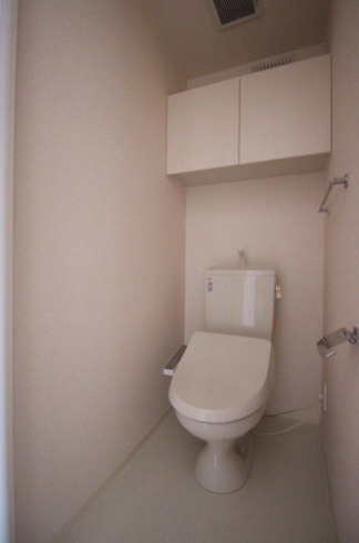 トイレ　別号室参考写真