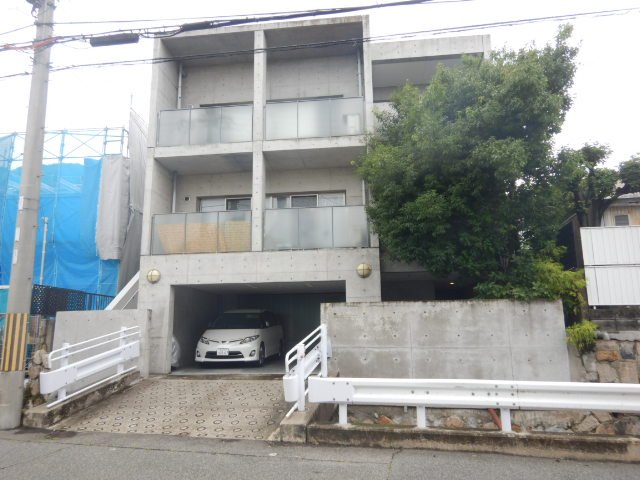 建物外観　間取り図